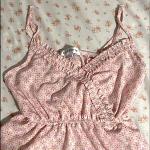 cute tank top ! size XS